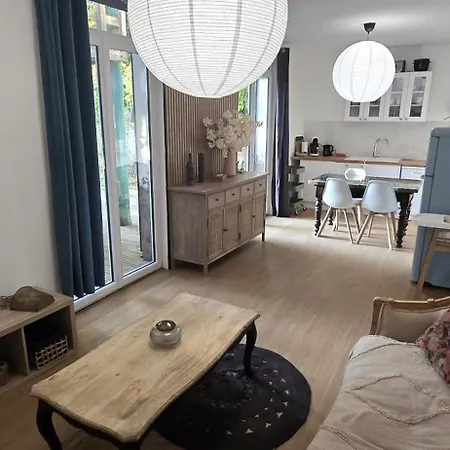 Le Montardon - Near Downtown, With Terrace